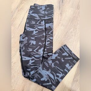 Zyia Camo Light n Tight High-Waisted Leggings